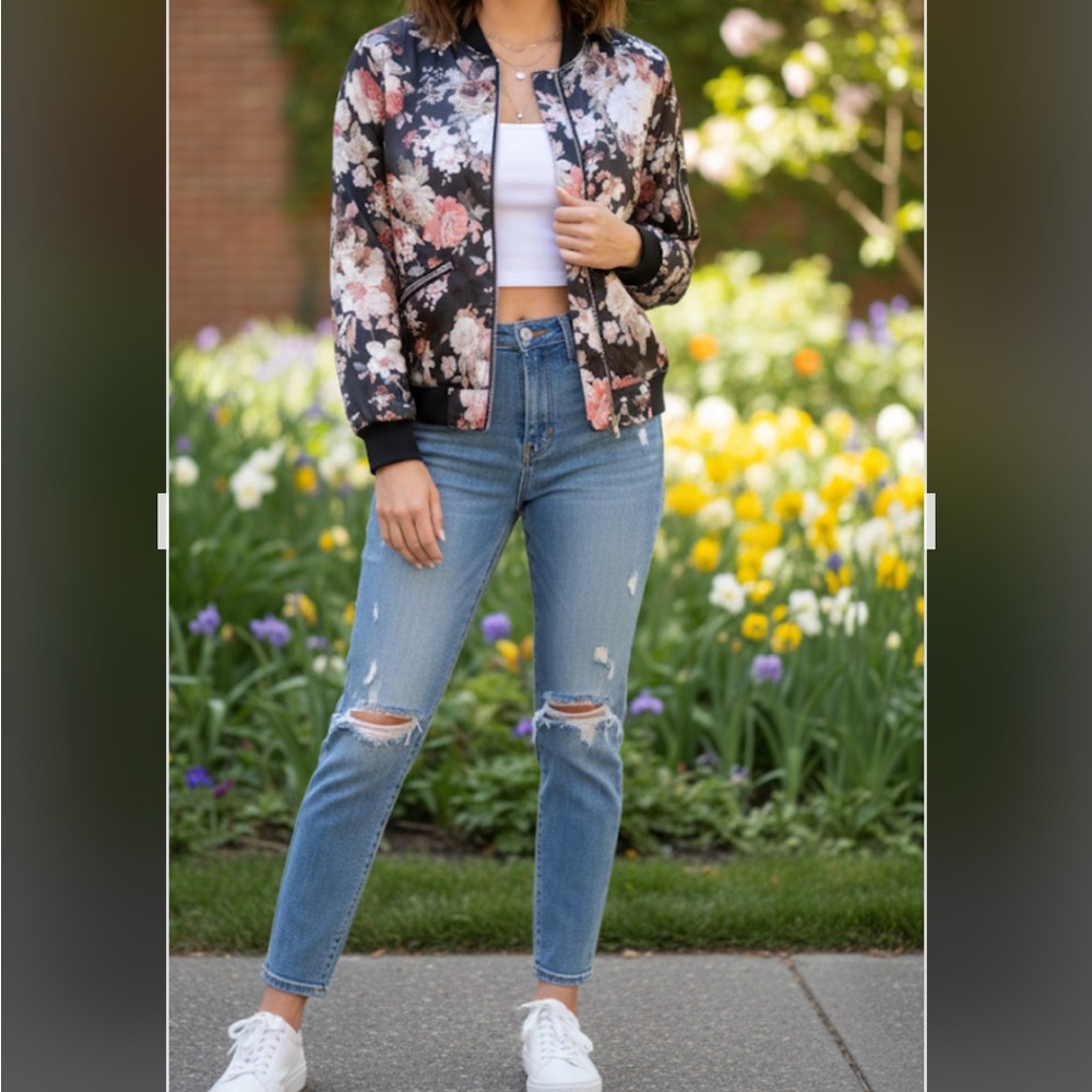Windsor Black Floral Women's Bomber Jacket
